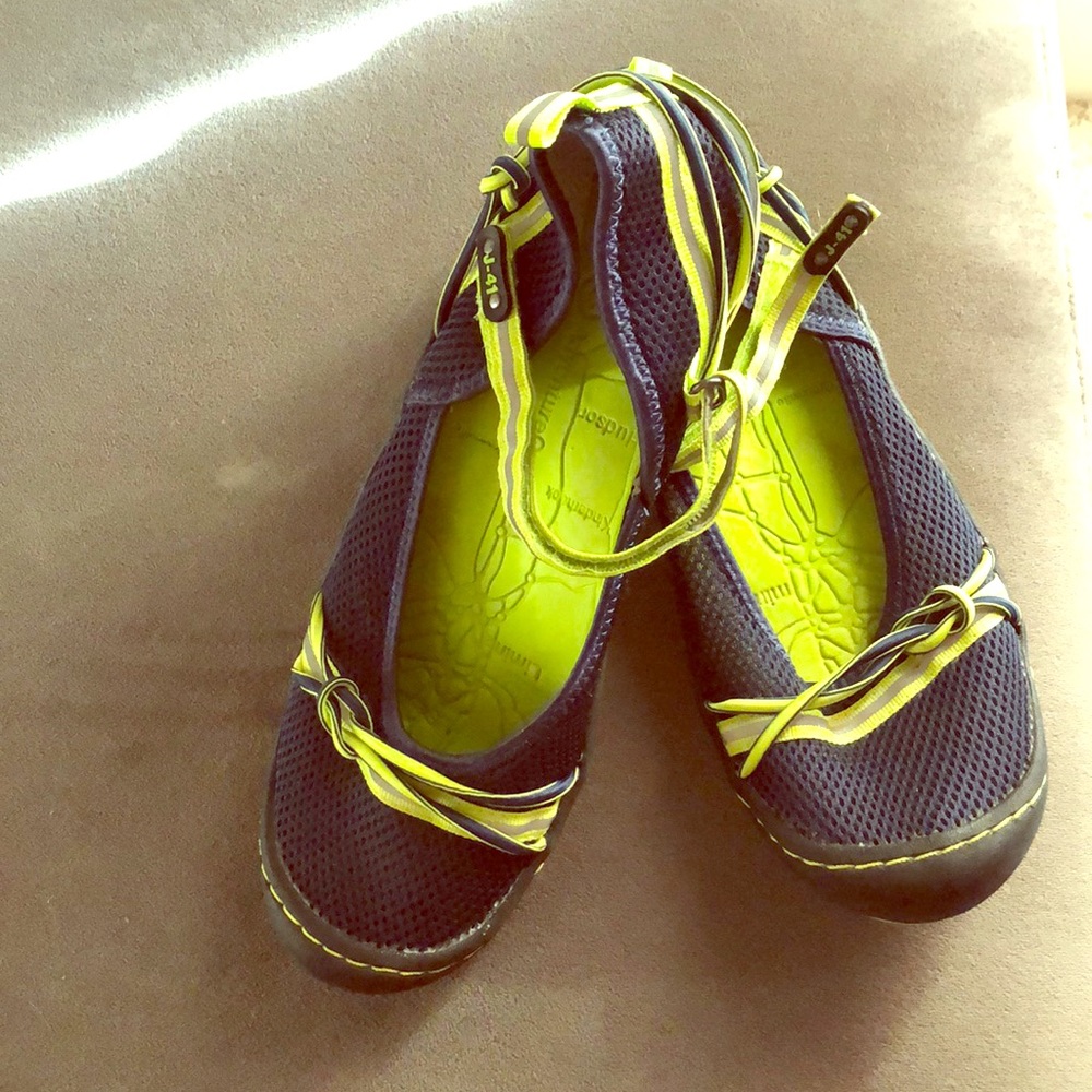 J-41 women’s water shoes